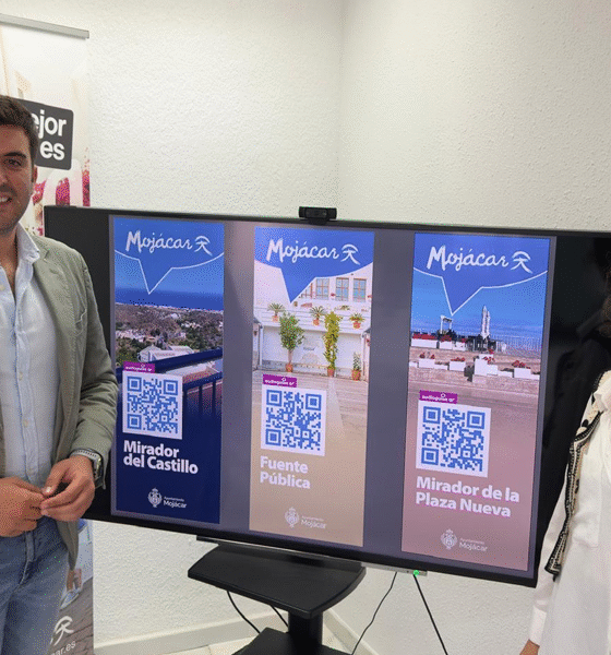 Mojácar takes its history to the beach: new QR audioguides to discover its heritage from the sand